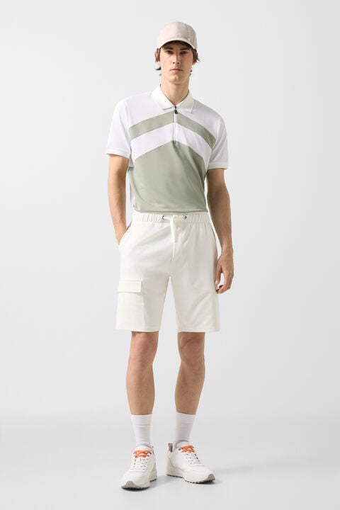 Denny Cargo Sweatshorts In Off-White/Eucalyptus