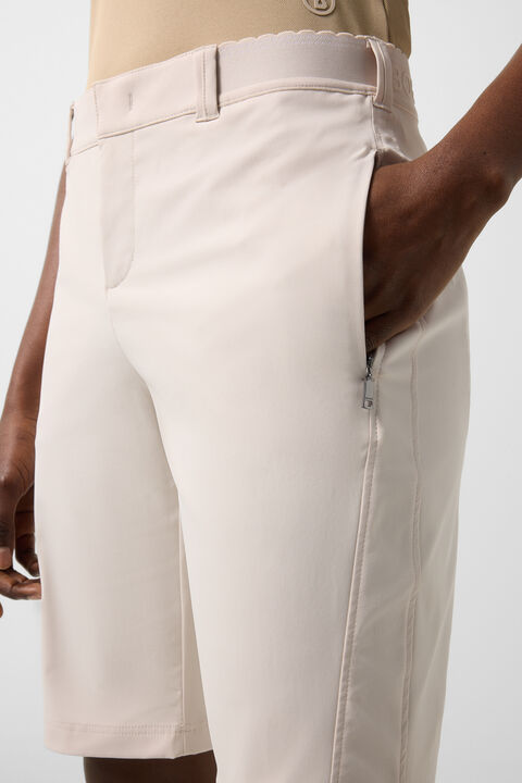 Zita Functional Bermuda Shorts In Sand
