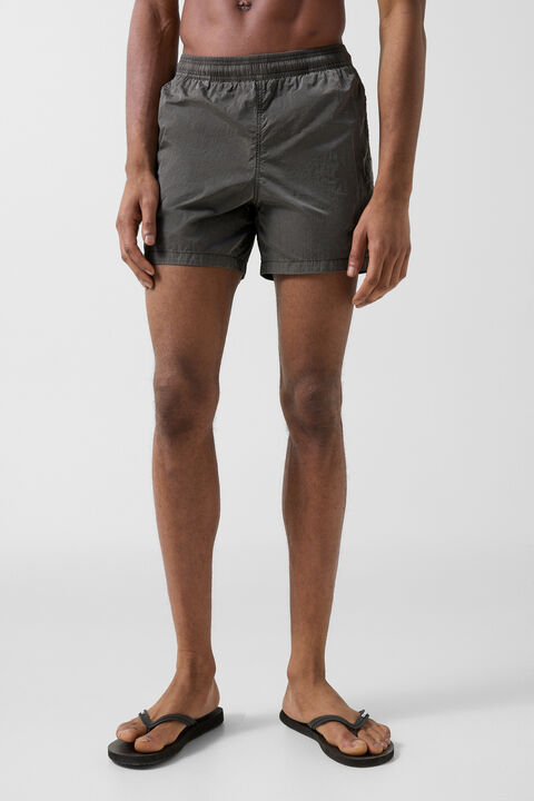 Laron swim trunks in Anthracite