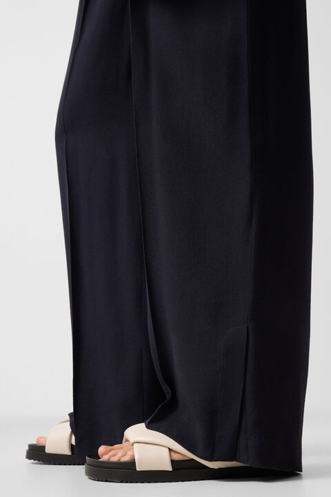Pleated Trousers Gina In Navy Blue