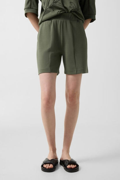 Romi Jersey Shorts In Olive Green