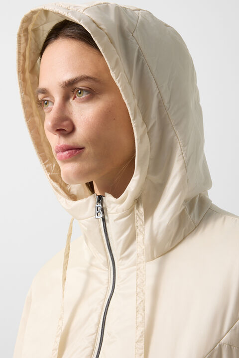 Beryll Lightweight Jacket In Cream