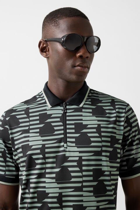 Valentin Functional Short-Sleeved Top In Black/Eucalyptus