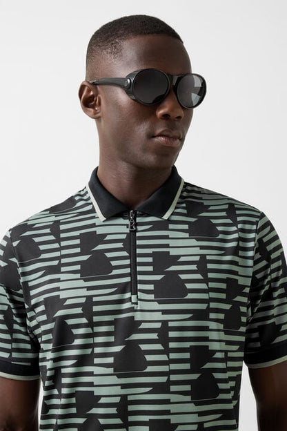 Valentin Functional Short-Sleeved Top In Black/Eucalyptus
