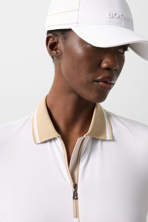 Laurina Functional Short-Sleeved Top In White/Camel