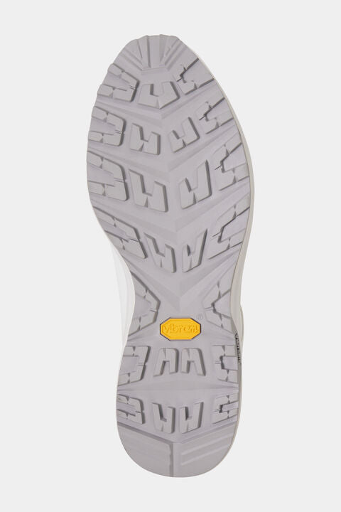 Golf Sneaker In White/Orange