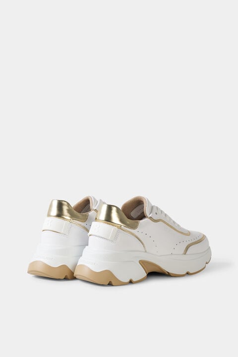 Kobe Sneaker In White/Gold