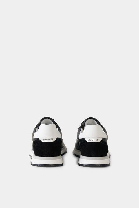 Reno Trainers In Black