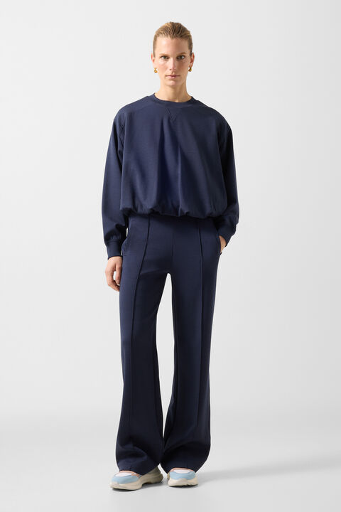 Chloe Sweatshirt In Navy Blue