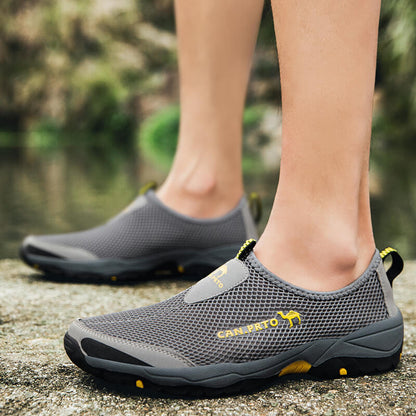 Men's Casual Lightweight Slip On Sneakers